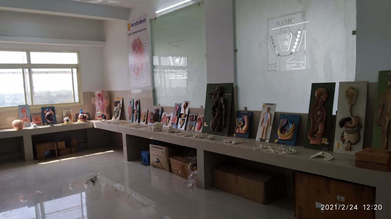 Naiminath Ayurvedic Medical College, Hospital & Research Center Agra Laboratory photo 8
