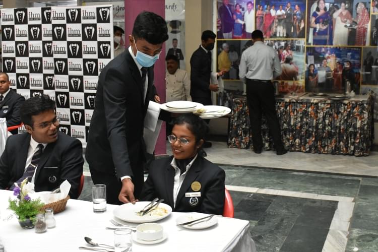 IHM Shri Shakti Dining Etiquette Luncheon photo 20
