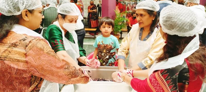 IHM Shri Shakti Grape Crushing photo 9