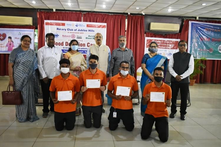 IHM Shri Shakti Blood Donation Camp photo 12