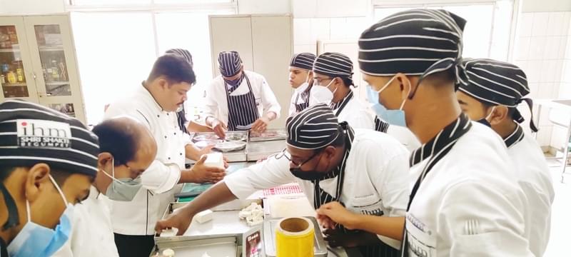 IHM Shri Shakti Formal Lunch photo 12