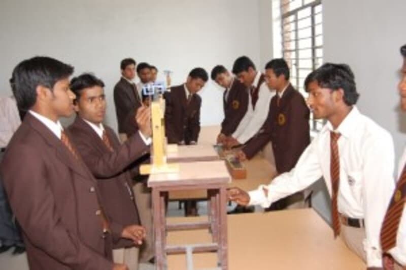 College of Advanced Technology Roorkee Curriculam photo 1