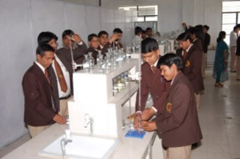 College of Advanced Technology Roorkee Curriculam photo 2