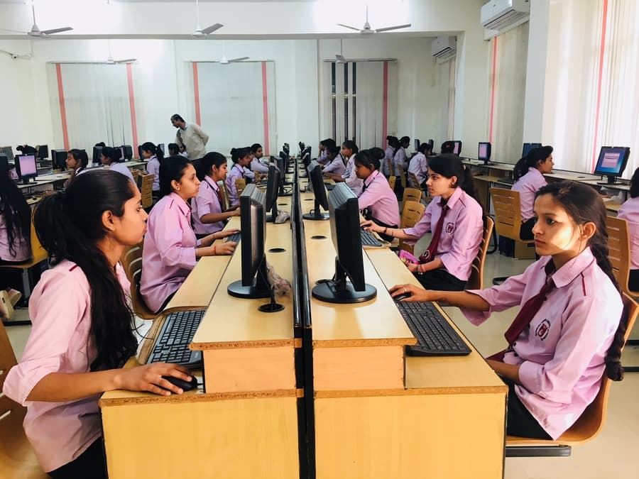 Khandelwal Vaish Girls Institute of Technology Jaipur Labs photo 15