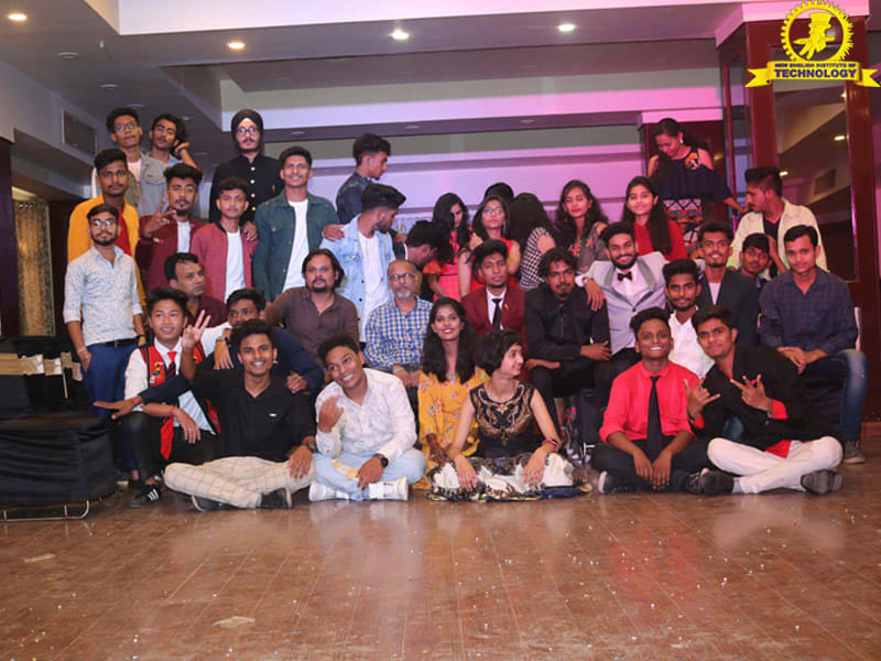 N.E.I.T Animation Nagpur Teachers day celebration photo 4