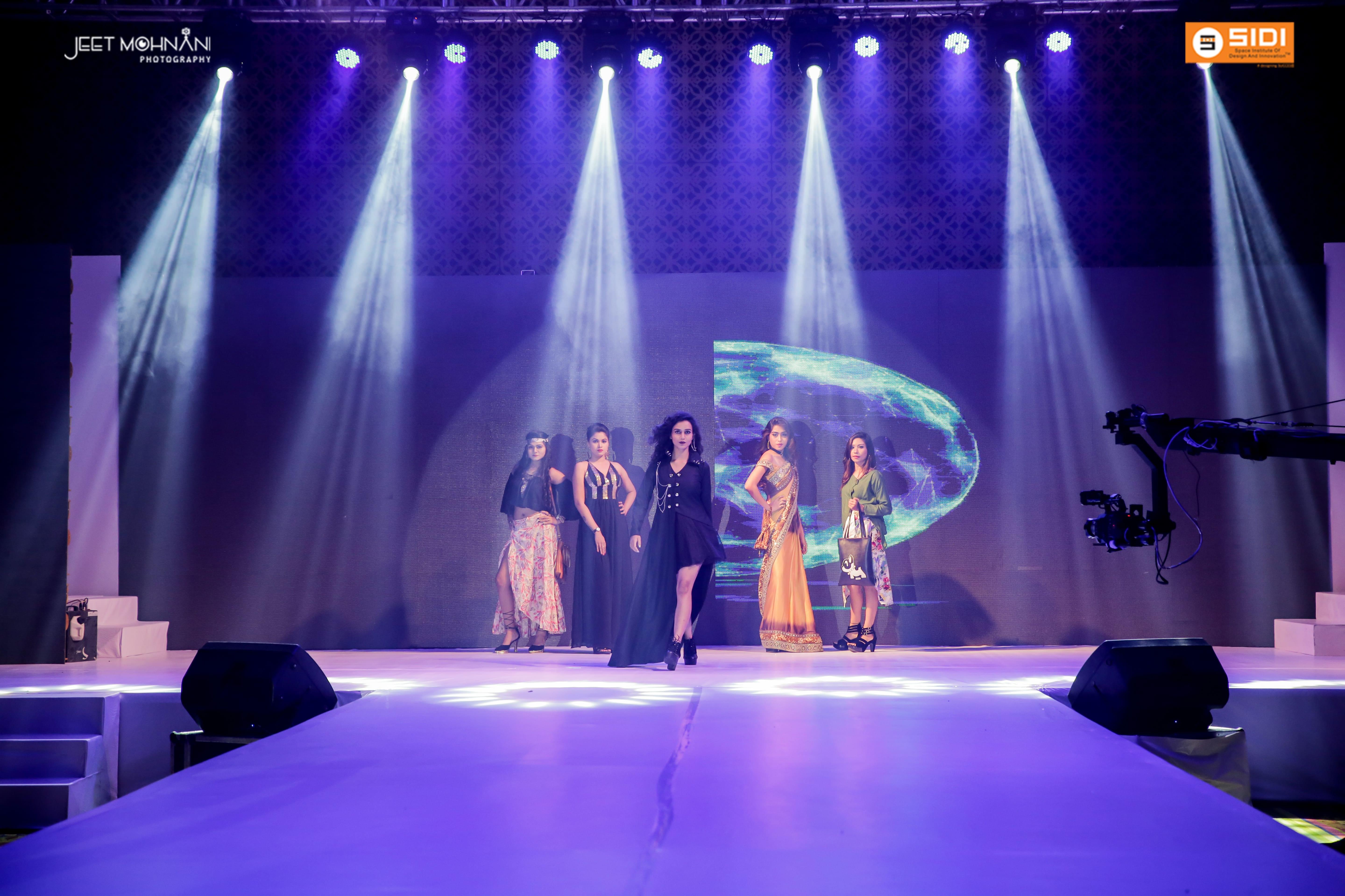 Space Institute of Design and Innovation Raipur Fashion Show photo 5