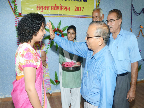 Gramin Mahila Shikshan Sansthan Samiti Sikar Function photo 1