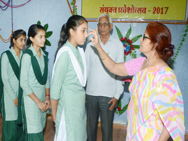 Gramin Mahila Shikshan Sansthan Samiti Sikar Function photo 9