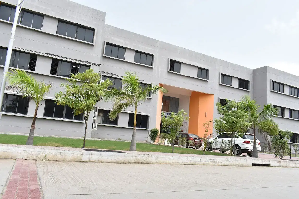 Vadodara Institute of Education and Research Infrastructure photo 7