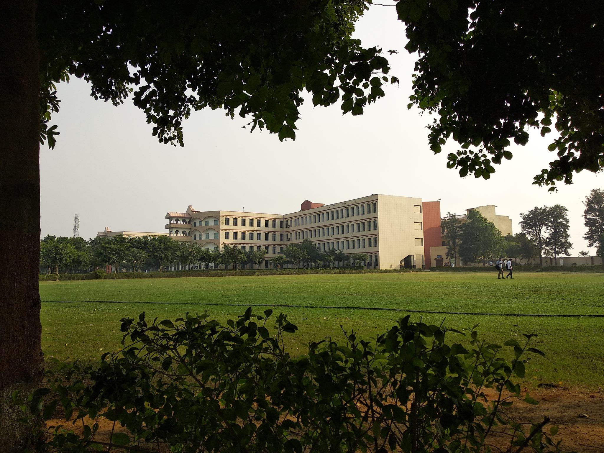 DCE Gurgaon Infrastructure photo 36