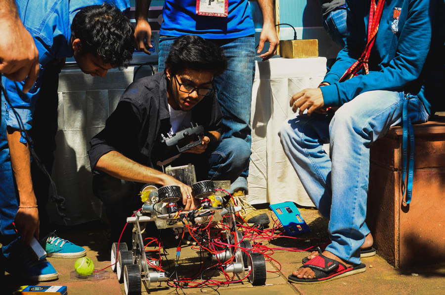 LNMIIT ASME e-fest photo 3