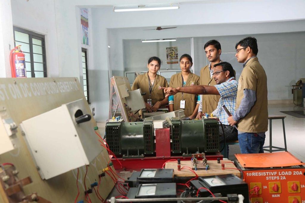 RV Institute of Technology Guntur hostel photo 12