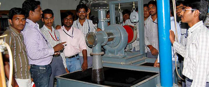 Priyadarshini Institute of Pharmaceutical Education and Research Guntur College Campus photo 1