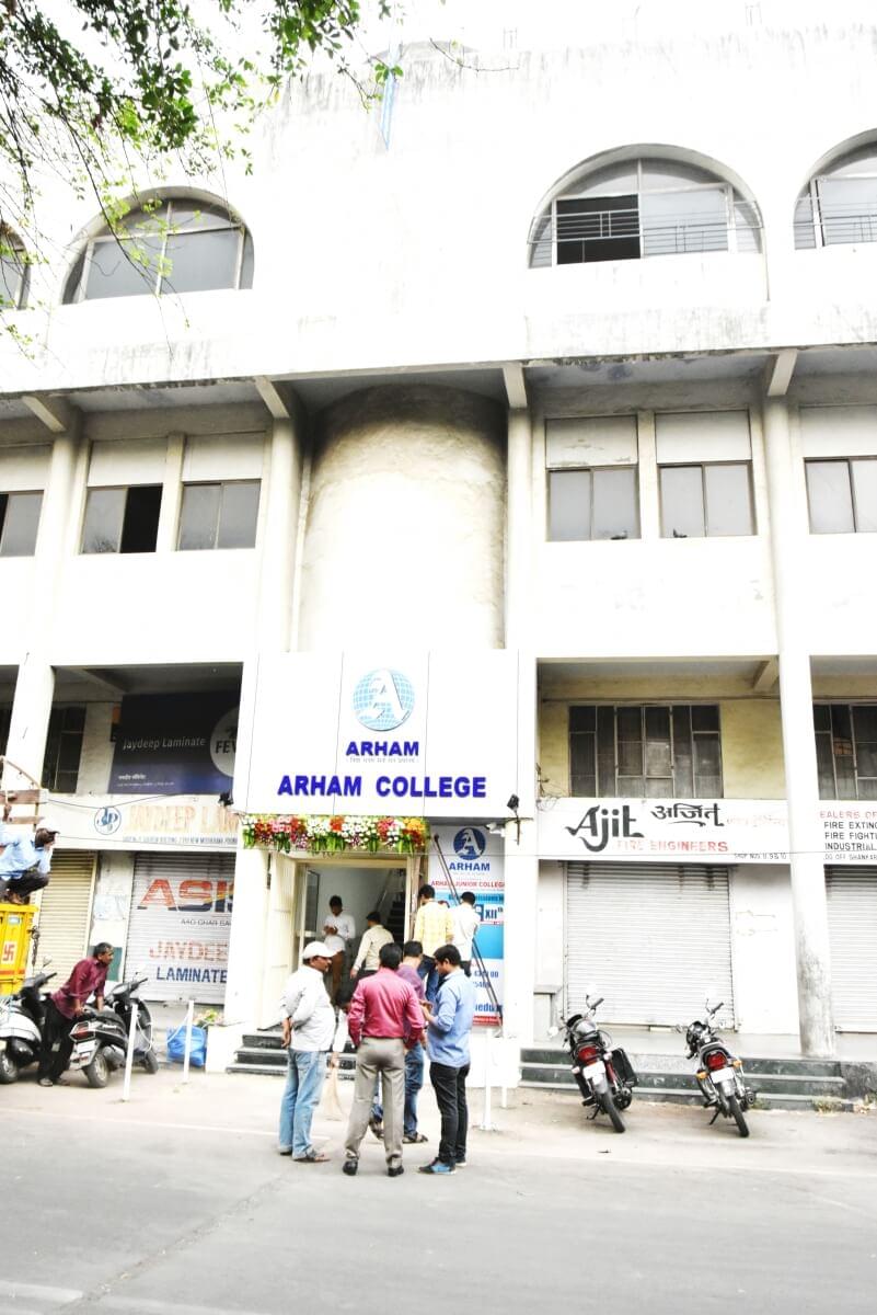 Arham International Institute of Information Security Pune College Classroom photo 6