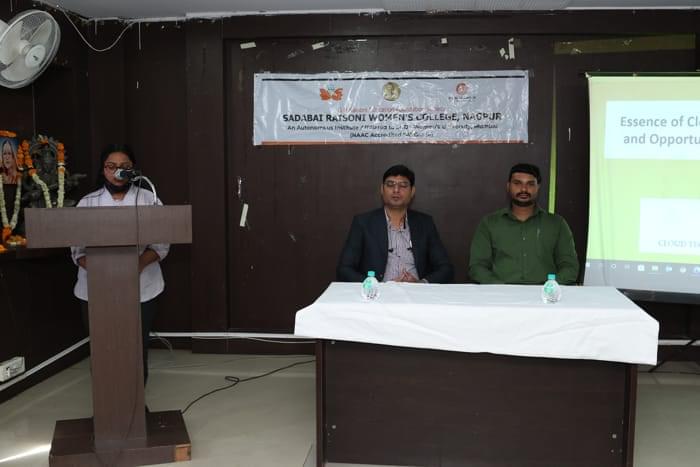 Sadabai Raisoni Women's College Nagpur Campus Life photo 3