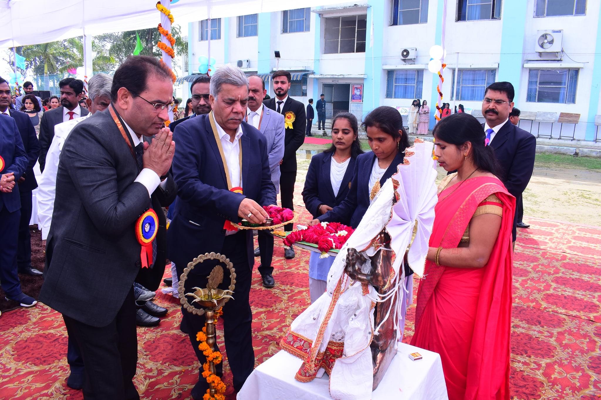 Rajshree Group of Institutions Bareilly Extra Curriculars photo 14