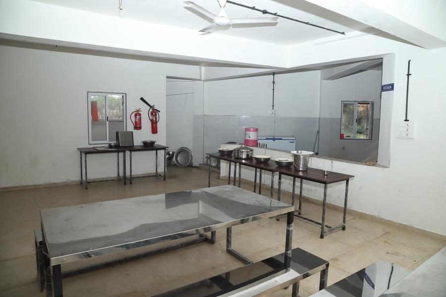 C.K. Pithawalla College of Engineering and Technology Surat Hostels photo 8