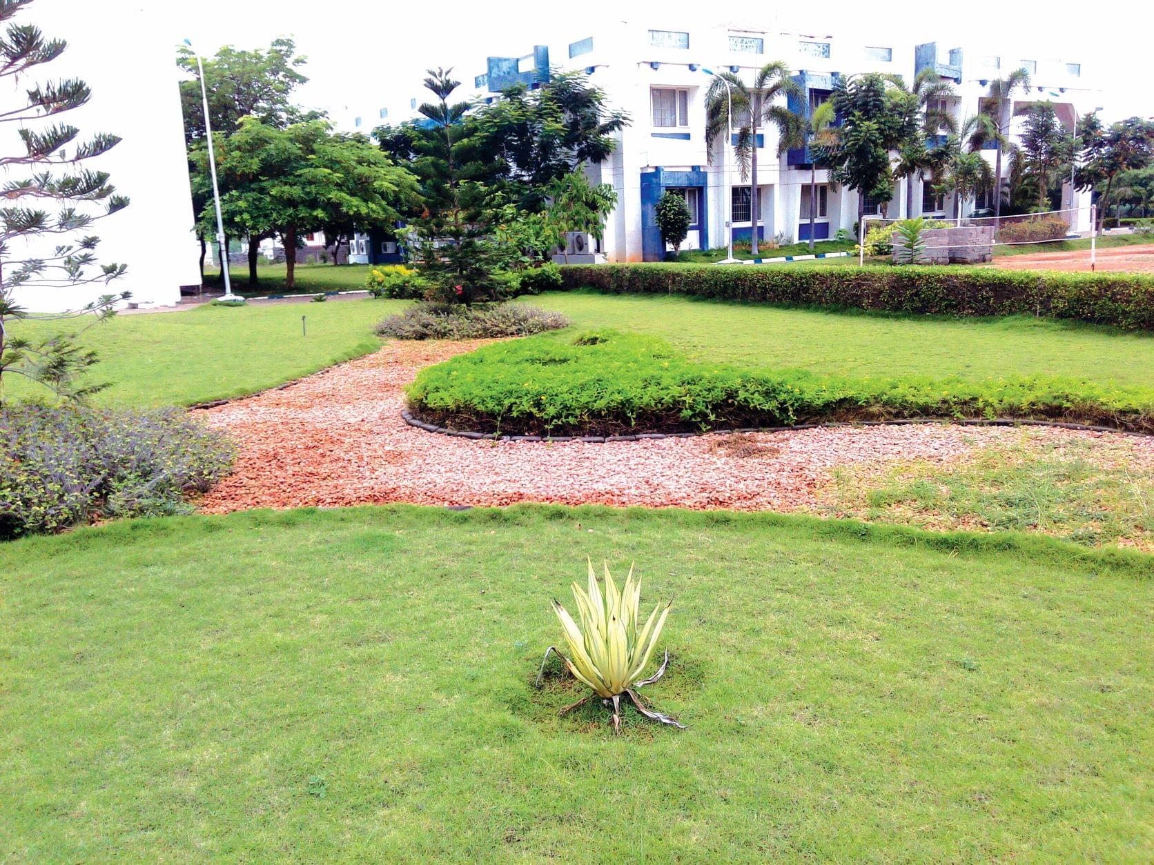 Hallmark Business School Tiruchirappalli Infrastructure photo 25