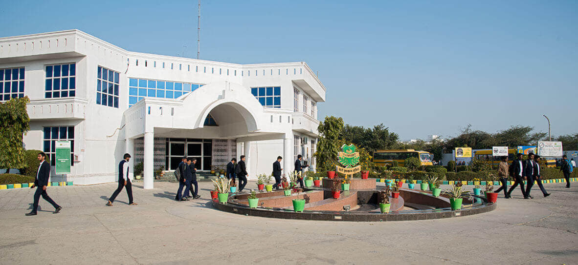GLA University Mathura Academic Building photo 6