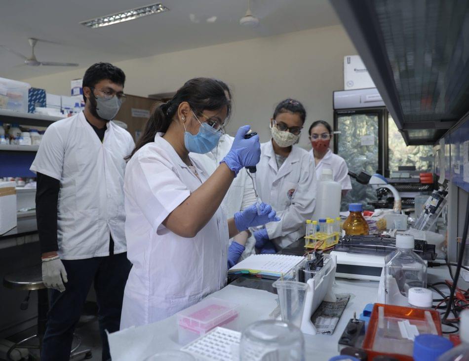 Institute of Science, Nirma University Ahmedabad College Classrooms and Labs photo 14
