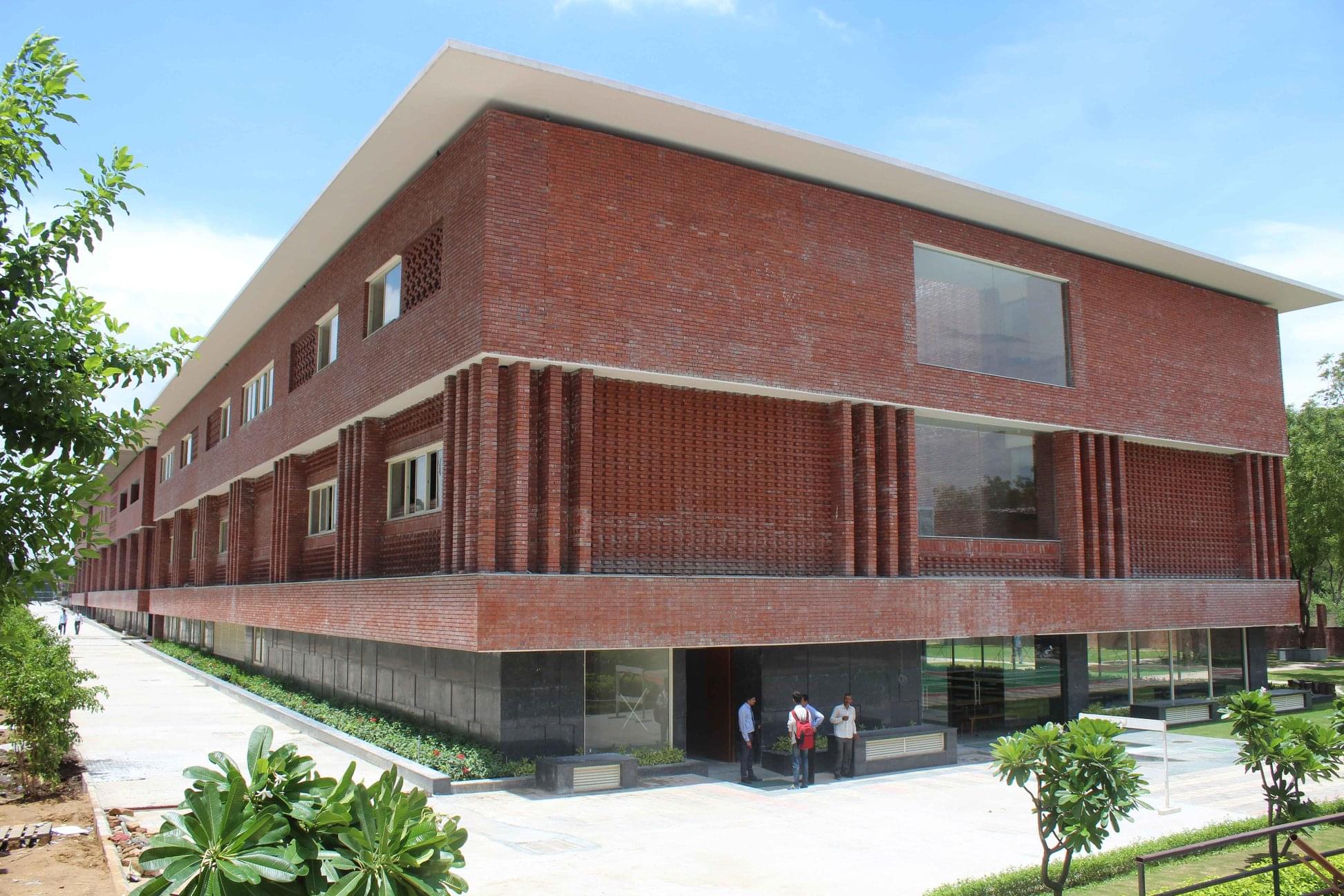 The Lalit Suri Hospitality School Faridabad Campus photo 3