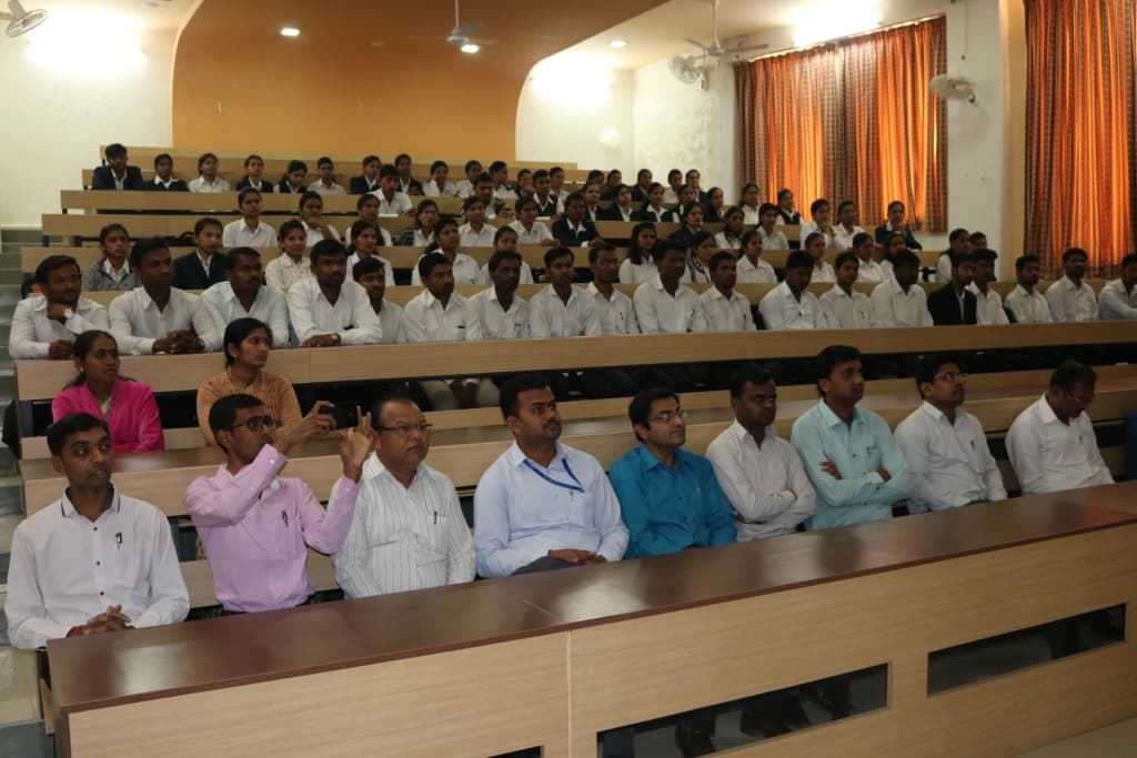 Pirens Institute Of Business Management And Administration Ahmednagar College Infrastructure photo 1