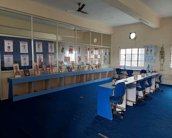 Indore Mahavidyalaya Library photo 3