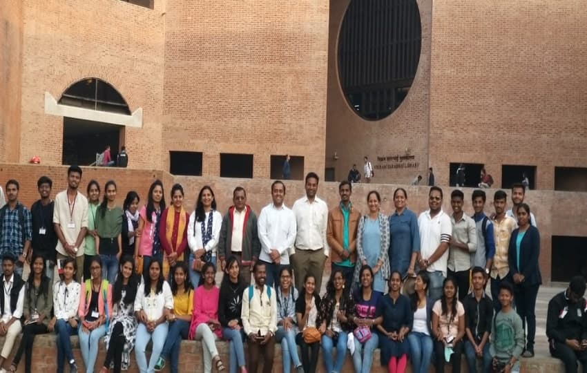 S. D. Patil College of Architecture and Design Sangli Study Tour photo 3