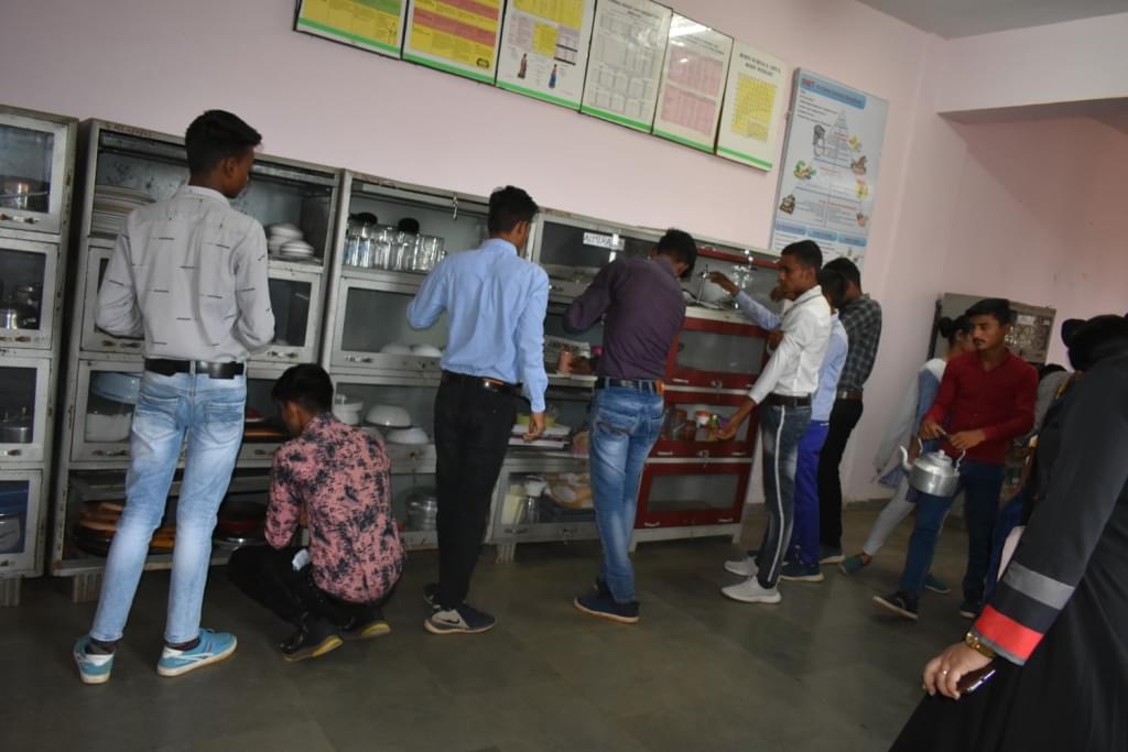 Maitri College of Nursing Durg Lab photo 3