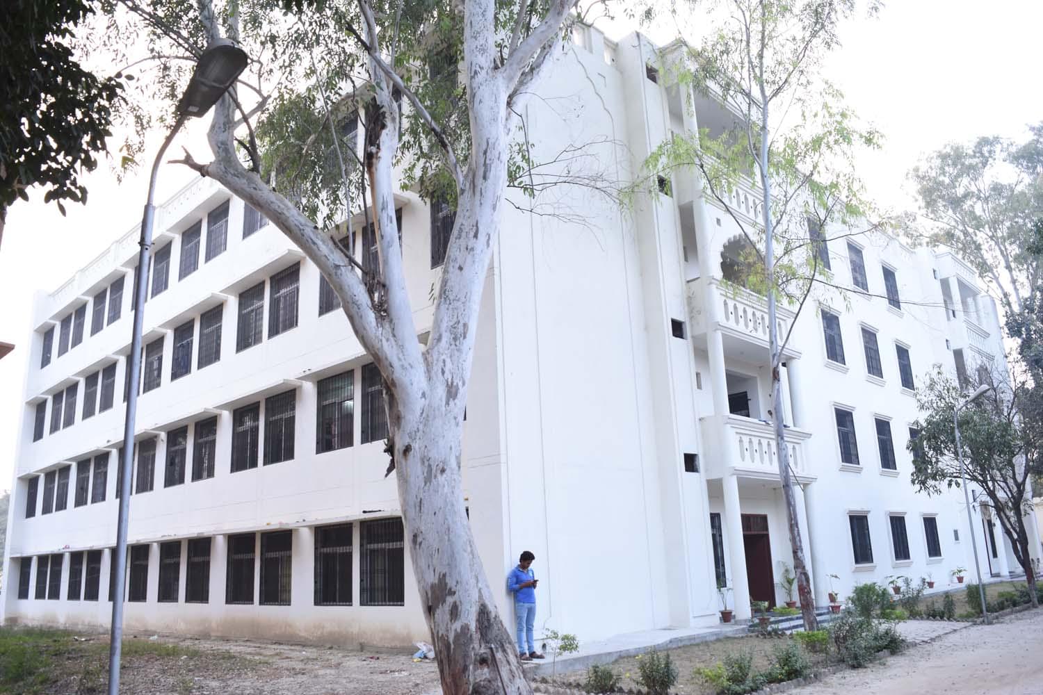 Jahangirabad Institute of Technology Barabanki Academic Building photo 18