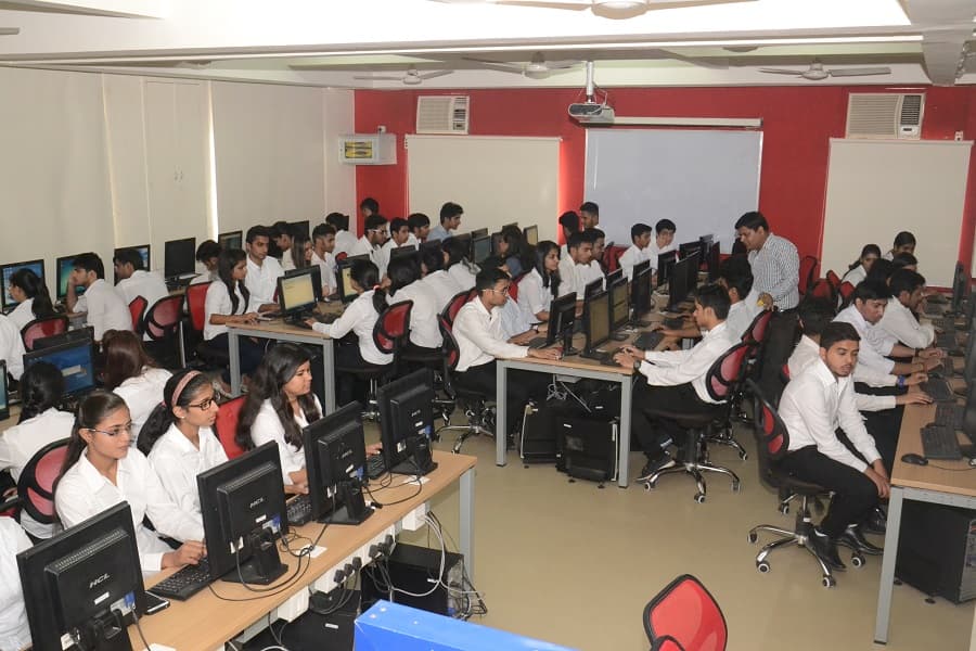 New Delhi Institute of Management Campus photo 6