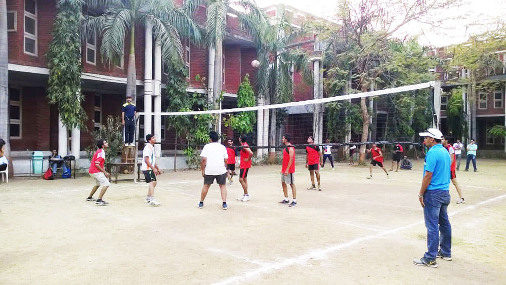 SU Surat Sports photo 12