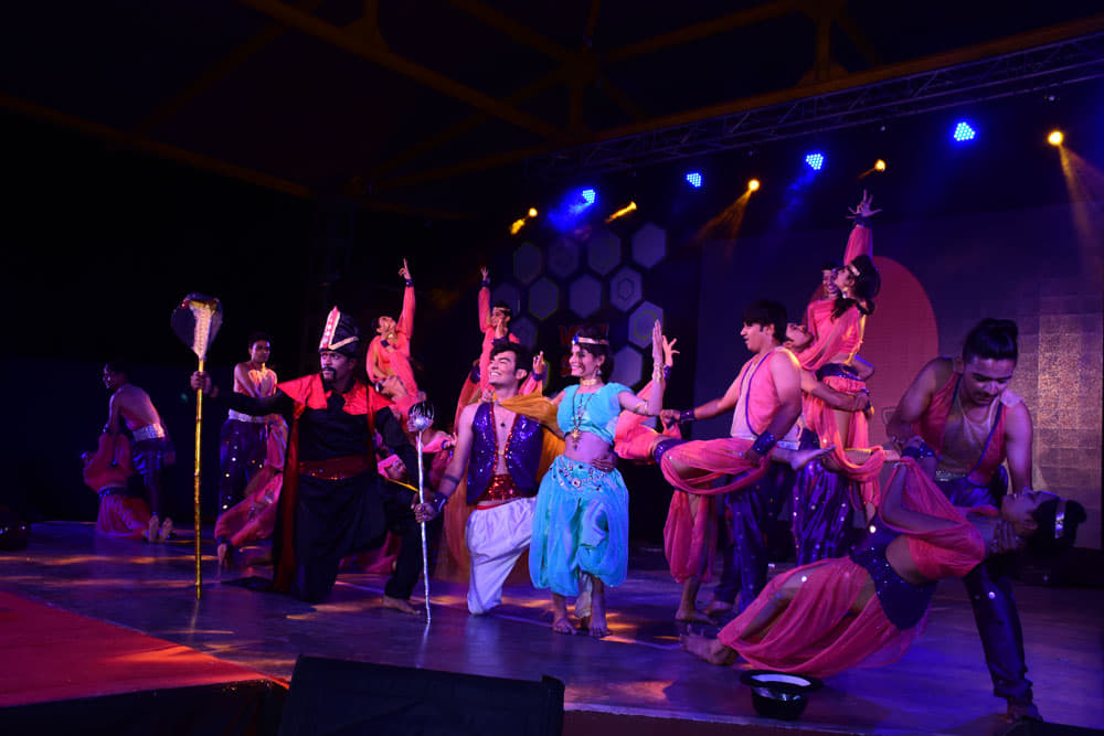 SU Surat Extra Curriculars photo 6