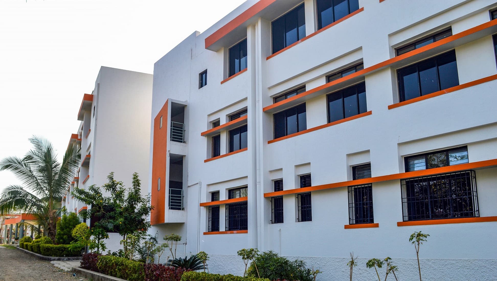 Laxmi Vidyapeeth Valsad Campus photo 5