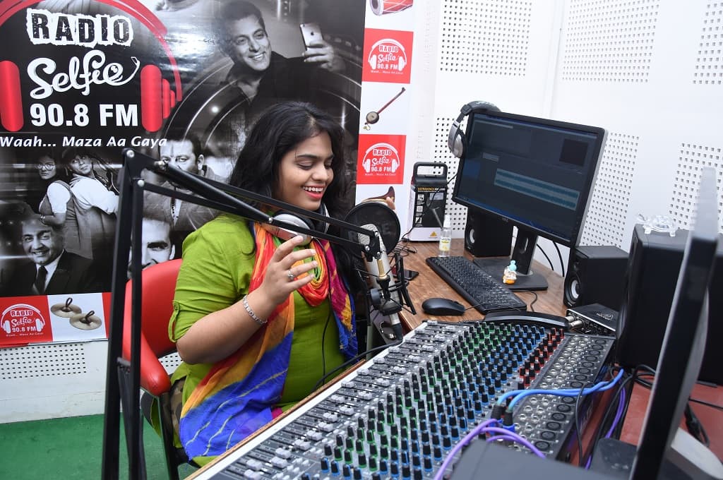 Biyani Girls College Jaipur Radio Selfie 90.8 photo 2