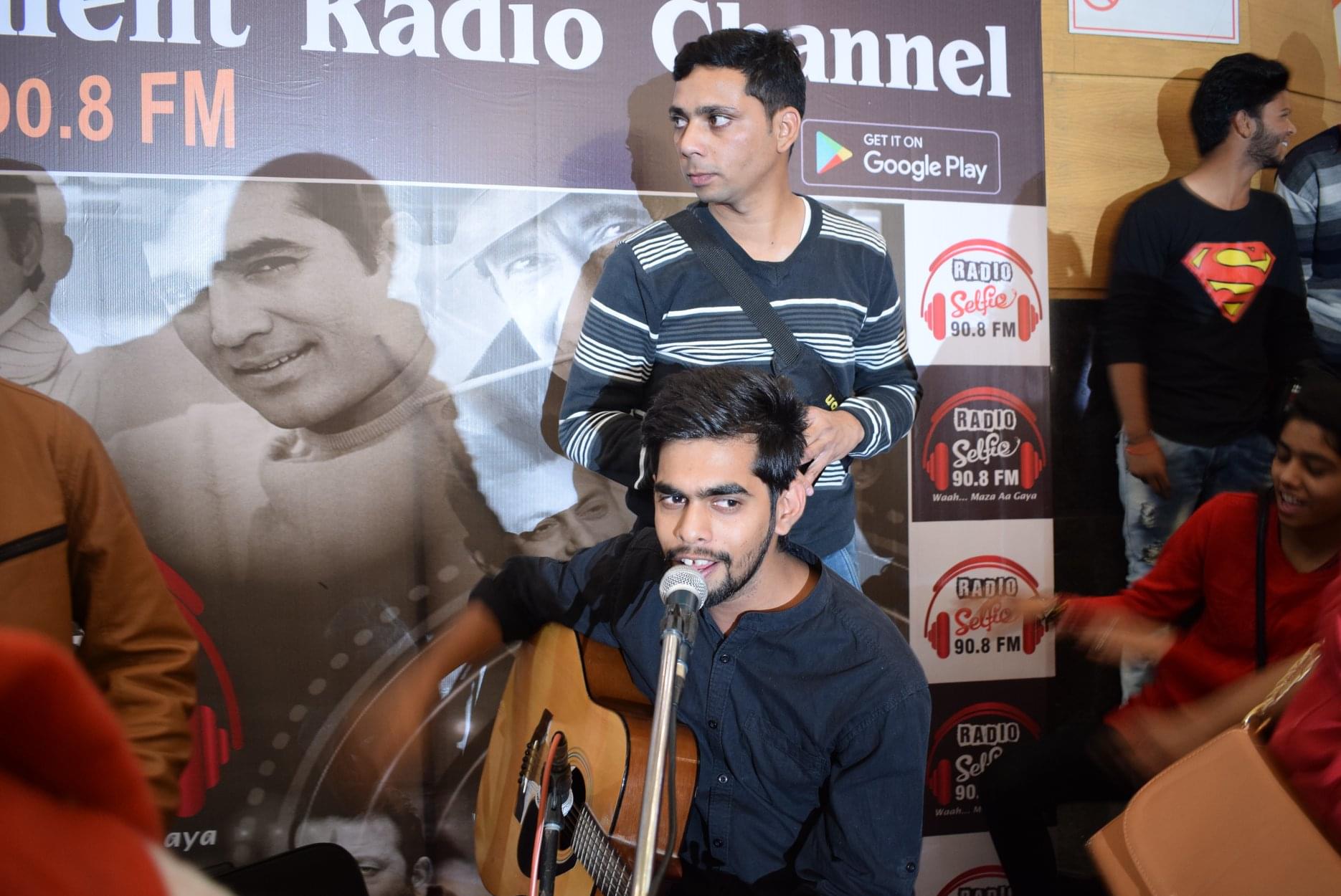 Biyani Girls College Jaipur Radio Selfie 90.8 photo 3