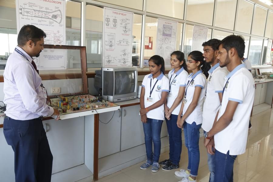 RCPIT Infrastructure photo 16