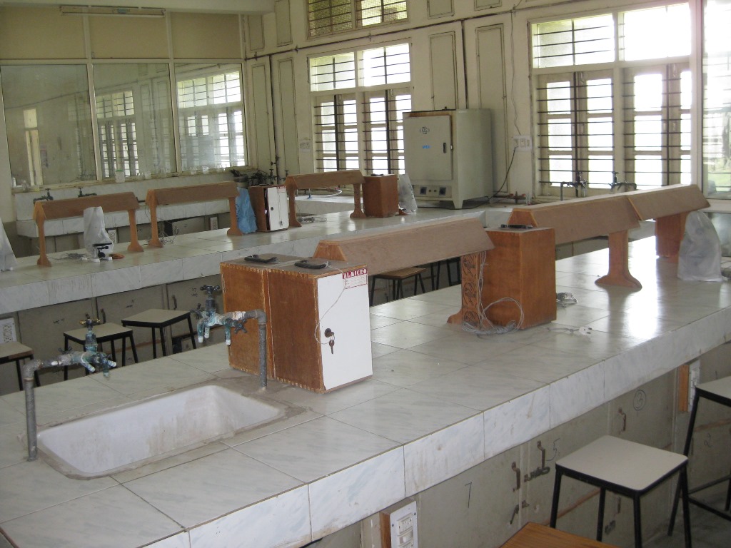 Indukaka Ipcowala College of Pharmacy, CVM University Infrastructure photo 2