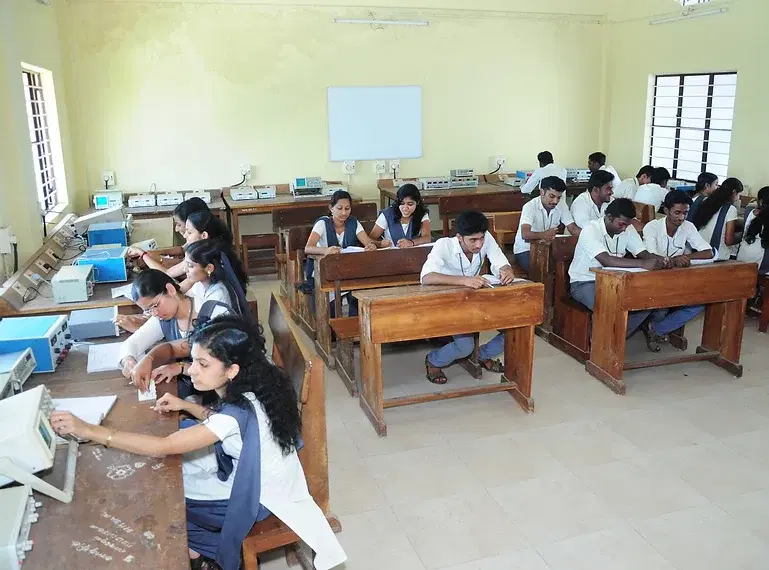 MG College of Engineering Thiruvallam Thiruvananthapuram Infrastructure photo 2