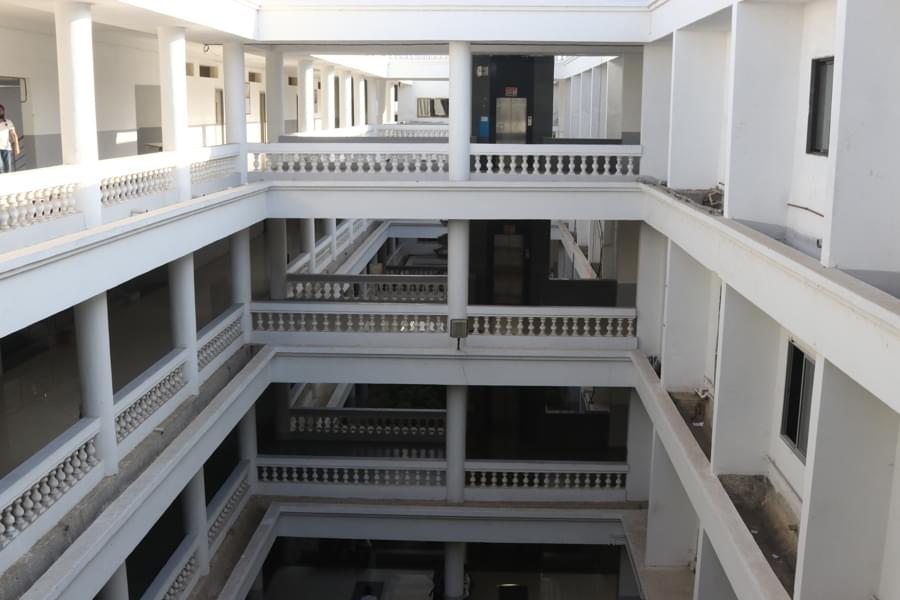 RC Patel Institute of Pharmaceutical Education and Research Shirpur Campus photo 13