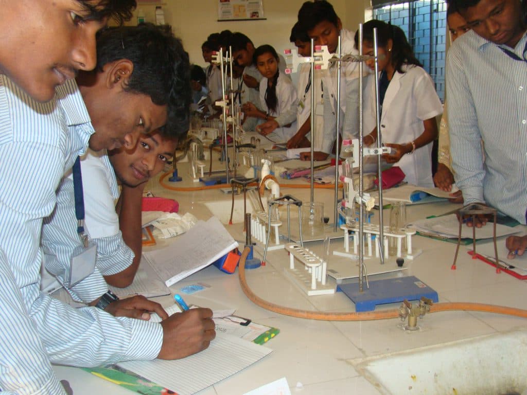 Takshashila Mahavidyalaya Amravati Academic Building photo 7