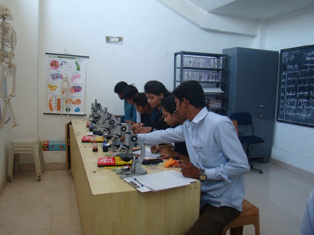 Takshashila Mahavidyalaya Amravati Academic Building photo 8