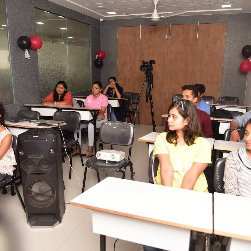 InterNational Institute of Fashion Design Akola Student Activities photo 7