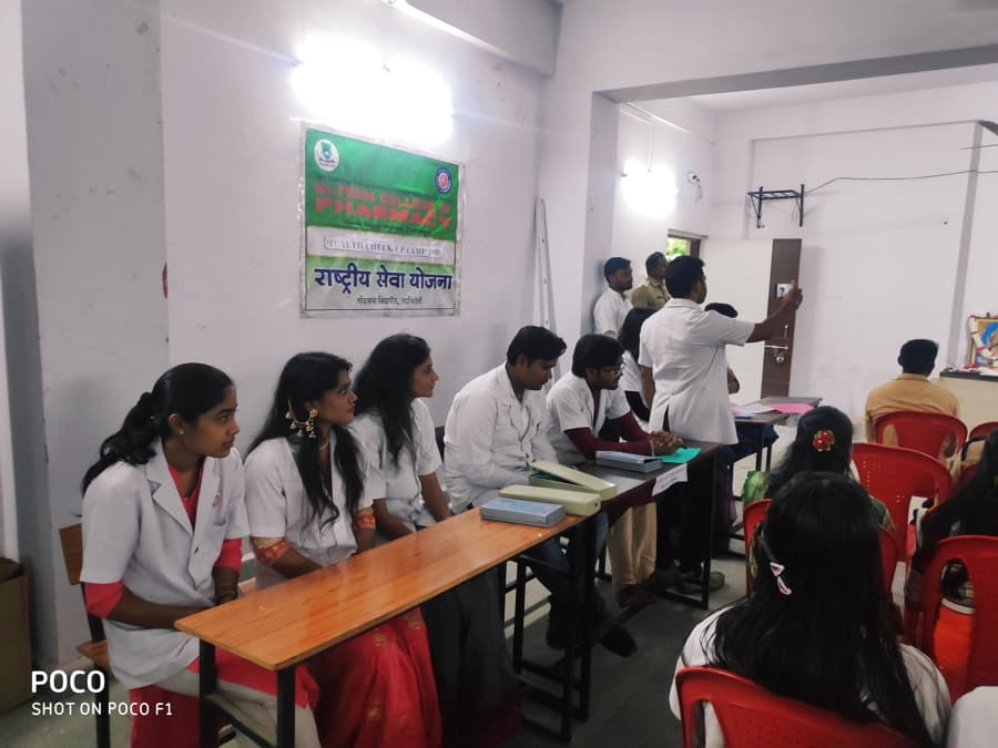 HiTech College of Pharmacy Chandrapur Health Checkup Camp photo 4