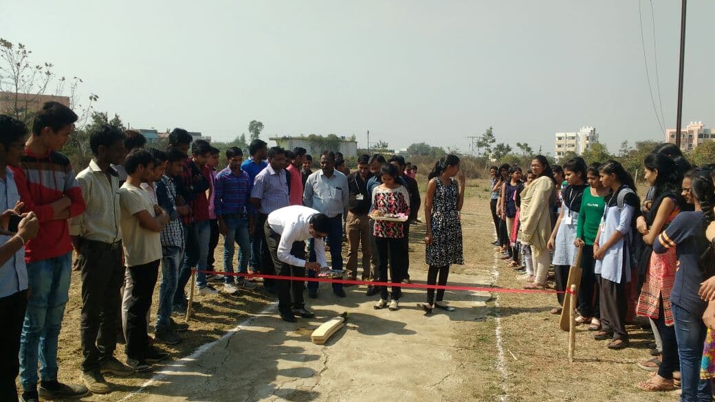 HiTech College of Pharmacy Chandrapur Sports photo 3