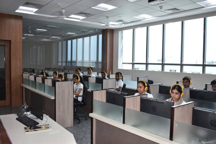 SVKM’s Institute of Pharmacy Dhule Infrastructure photo 2