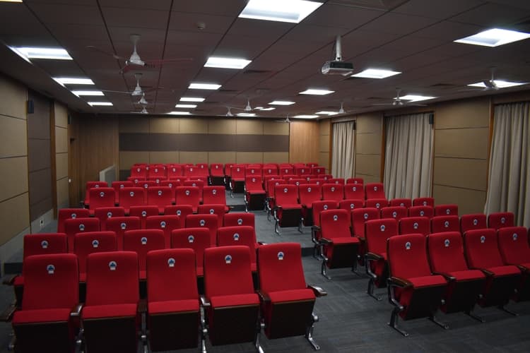 SVKM’s Institute of Pharmacy Dhule Infrastructure photo 12