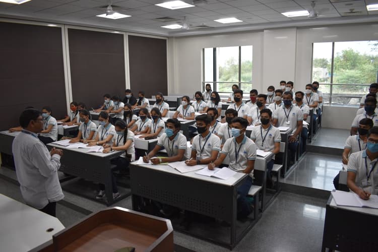 SVKM’s Institute of Pharmacy Dhule Infrastructure photo 13