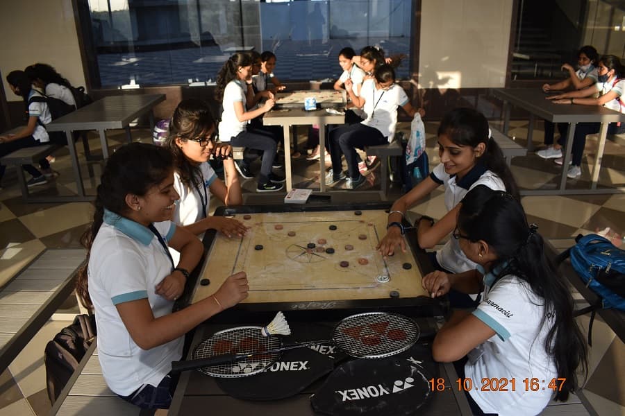 SVKM’s Institute of Pharmacy Dhule Sports photo 1