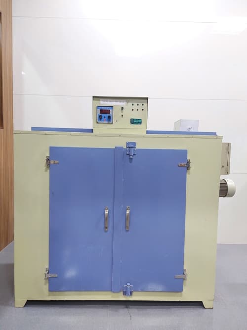 SVKM’s Institute of Pharmacy Dhule Instruments photo 13